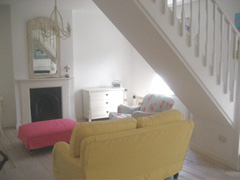 Sitting Room with TV, radio, stereo, dvd player 